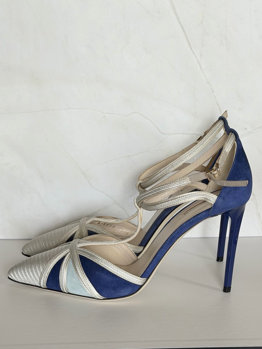 Giorgio Armani X1E555 Blue Suede Metallic T-Strap Heels Pumps 37.5